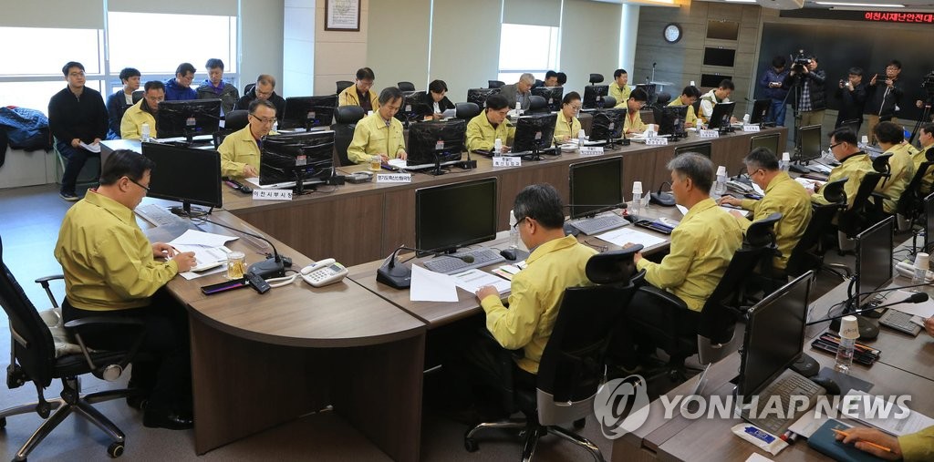 이동필 장관, 이천시 AI 방역상황 점검