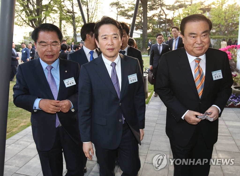 굿모닝하우스 둘러보는 당선인들