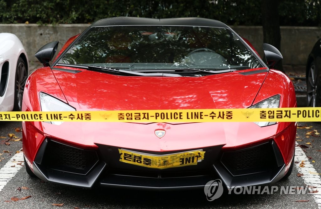 8억 람보르기니로 고속도로서 시속 222㎞ 광란질주