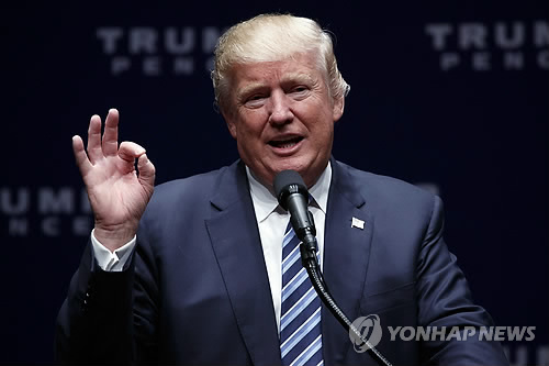 26일 美노스캐롤라이나 주 샬럿 유세장의 도널드 트럼프