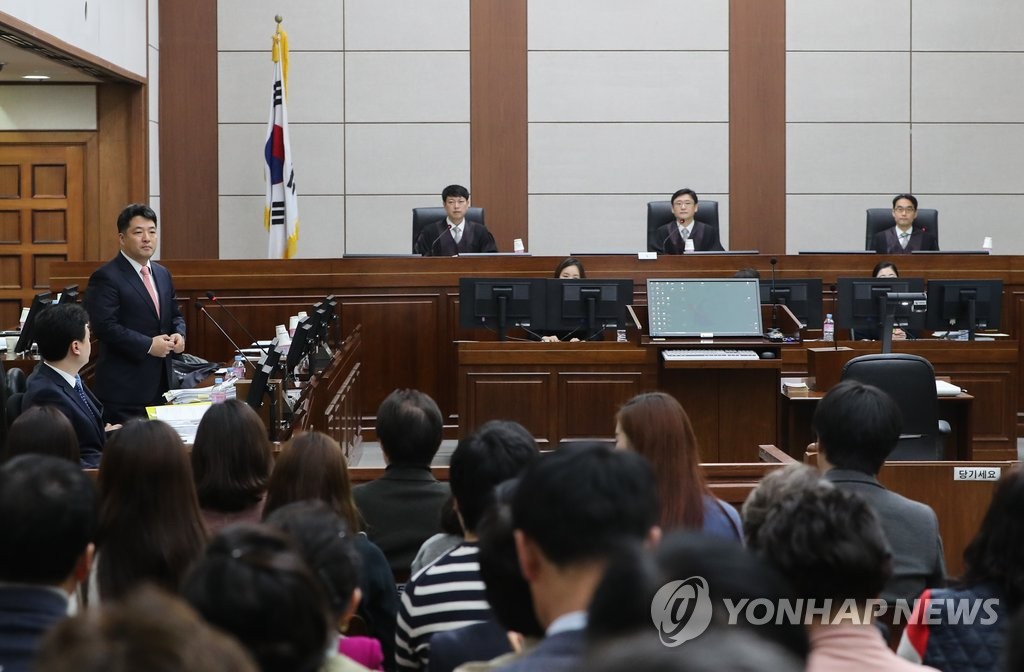 '복덕방 변호사' 국민참여재판