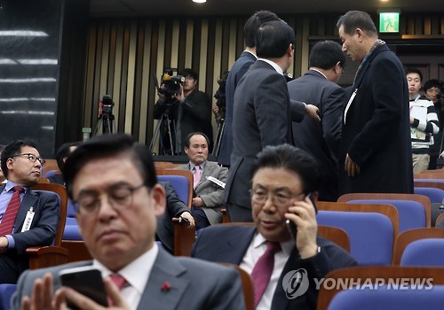 떠나는 전국상임위원들
