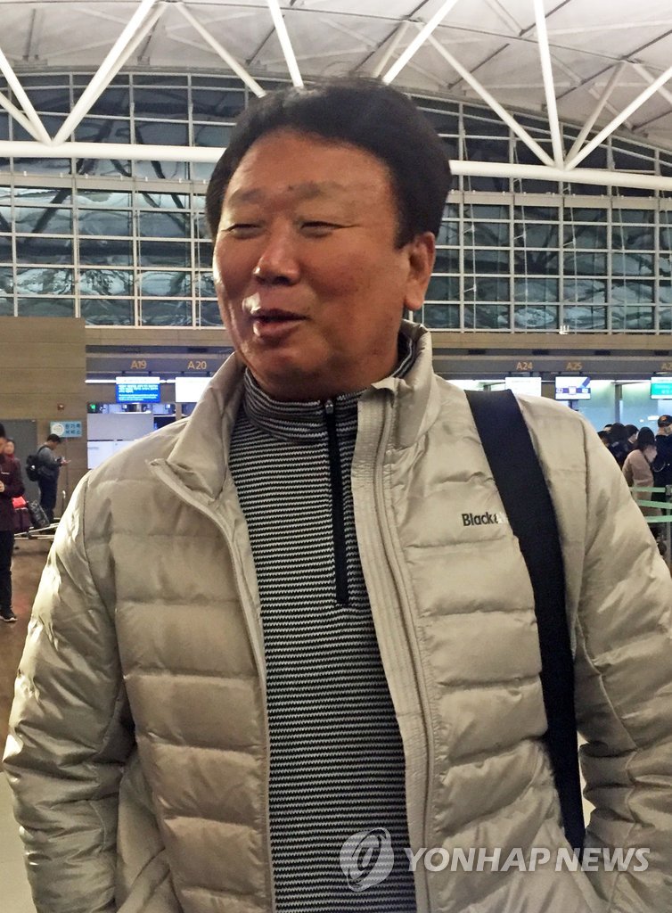 인터뷰하는 선동열 WBC 코치