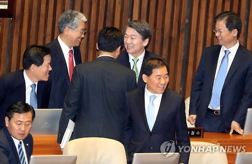 밝은 표정의 안철수