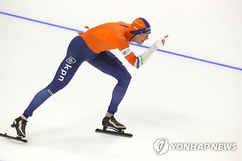 1등은 오늘도 크라머르