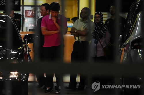 "김정남 시신 인도하라" 떼쓴 北, 말레이 부검강행