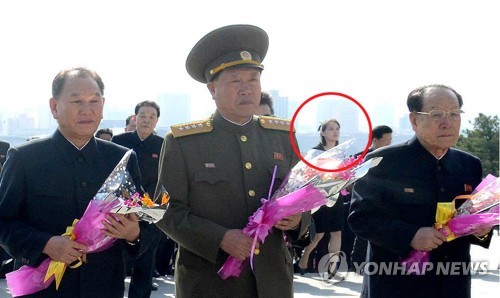김여정, 9개월만에 공개활동 포착…만수대 참배