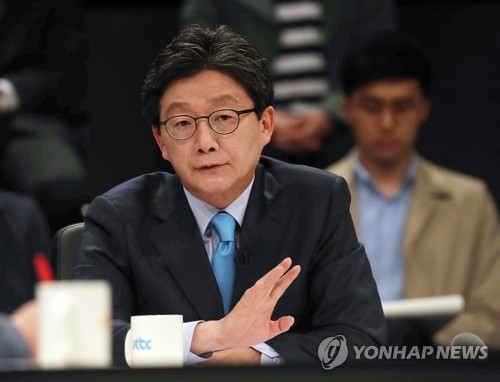 토론회 발언하는 유승민 후보