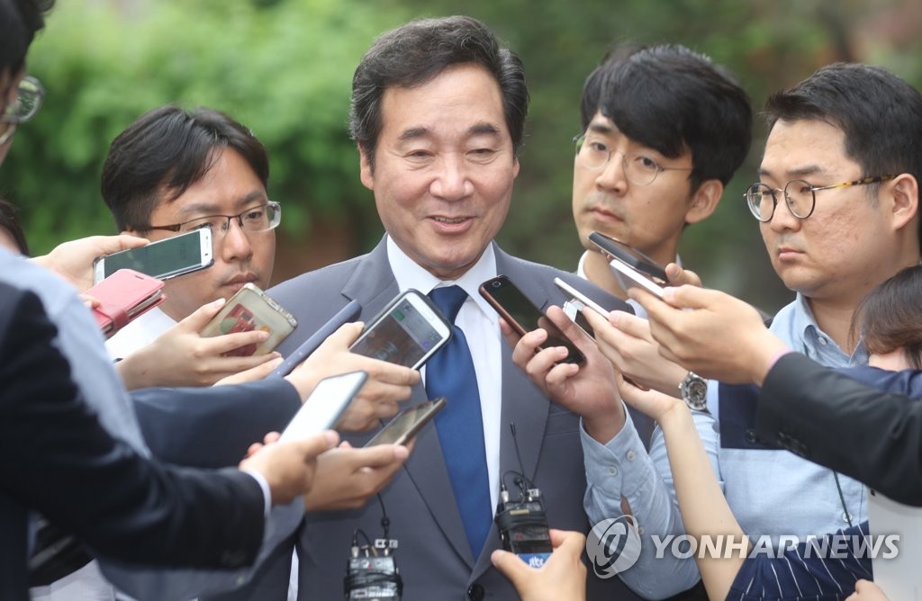 출근하는 이낙연 총리 후보자