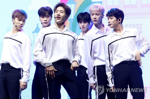 네번째 미니앨범으로 돌아온 아스트로