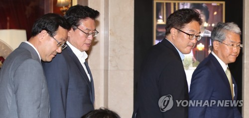 회동 마친 여야 원내대표들