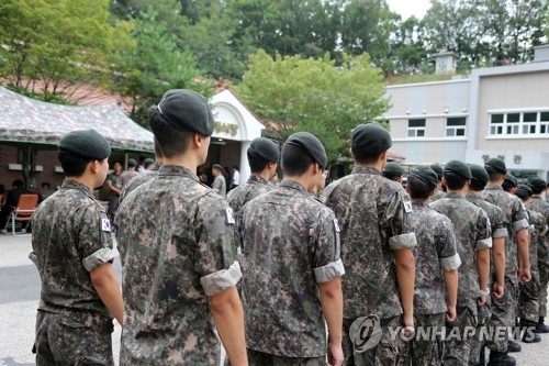 순직장병 추모 행렬