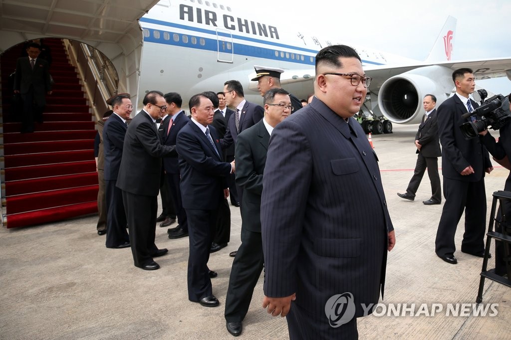 중국, 김정은에 전용기 제공…'중국 역할론' 재부상