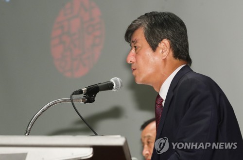 인사말 하는 이용관 부산국제영화제 이사장