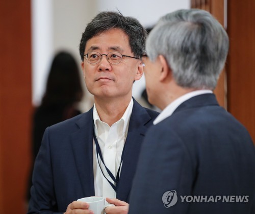 국무회의 참석한 통상교섭본부장
