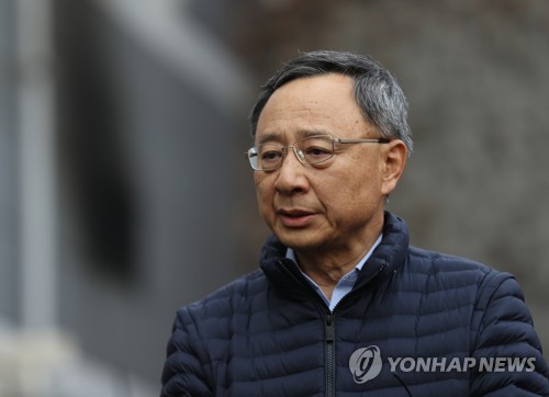 황창규 KT 회장 사과