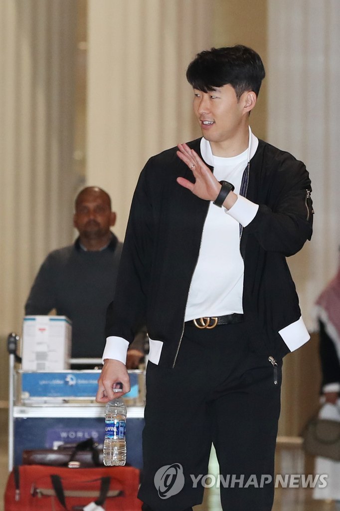 Star footballer joins S. Korea for Asian Cup Star footballer joins S. Korea for Asian Cup