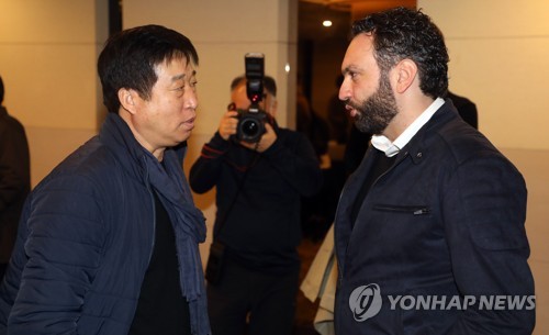 김호철 전 남자배구 대표팀 감독과 라바리니 여자팀 감독