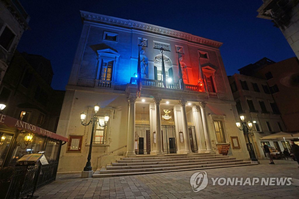 '노트르담 비극' 연대 나선 이탈리아 '라 페니체' 오페라하우스