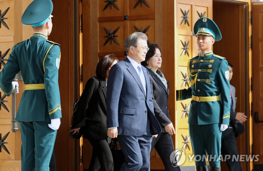 문 대통령, 중앙아시아 순방 후 귀국길