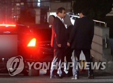 서훈-양정철 회동 논란