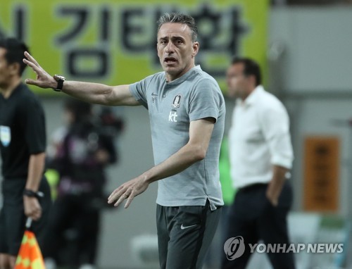 지시하는 벤투 감독