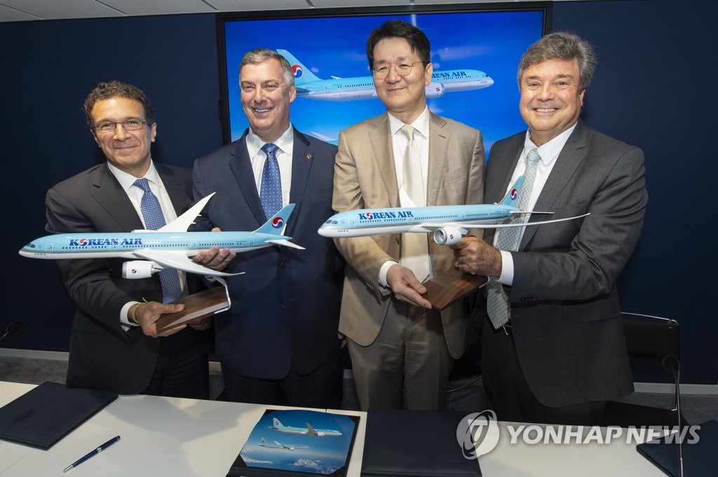 Boeing 787-10 Boeing 787-10