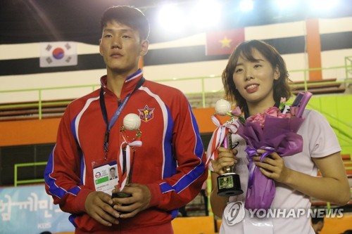 '아시안피스컵' MVP 남북 나란히 수상