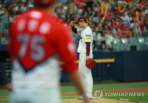 안우진, 오늘만 피홈런 두 개