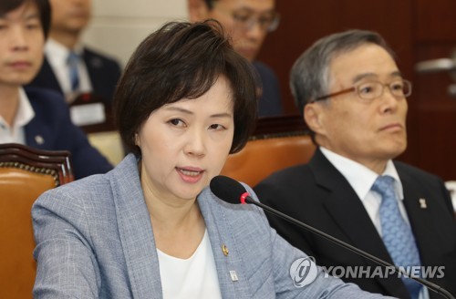 인보사 사태 답변하는 이의경 식약처장