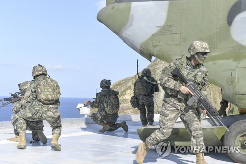 군, 독도방어훈련 전격 돌입