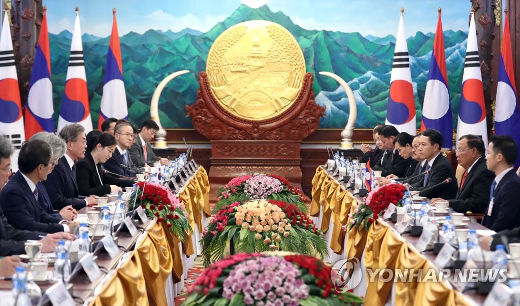 회담하는 한-라오스 정상