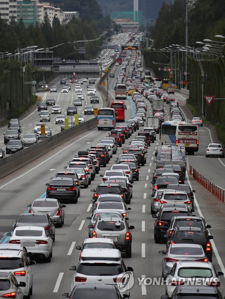 Heavy traffic Heavy traffic