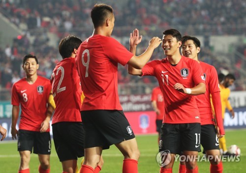 축하받는 김신욱
