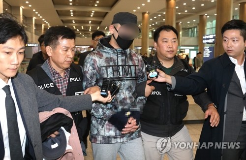 창원 초등생 뺑소니 피의자 송환