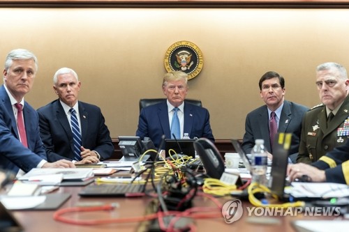 'IS 수괴' 알바그다디 제거작전 지켜보는 트럼프