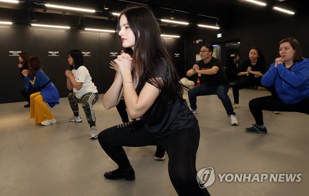'K팝 댄스'…해외 인플루언서 K 컬처 투어