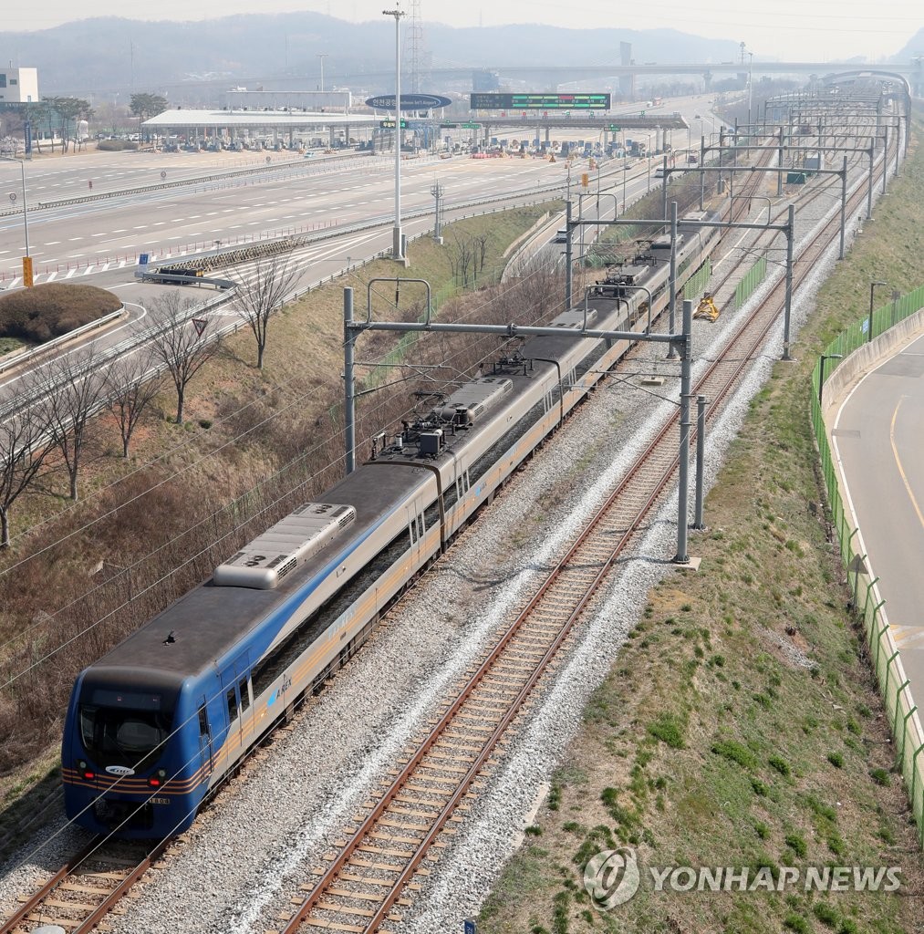 공항철도 직통열차, 코로나19로 3개월간 운행 중단