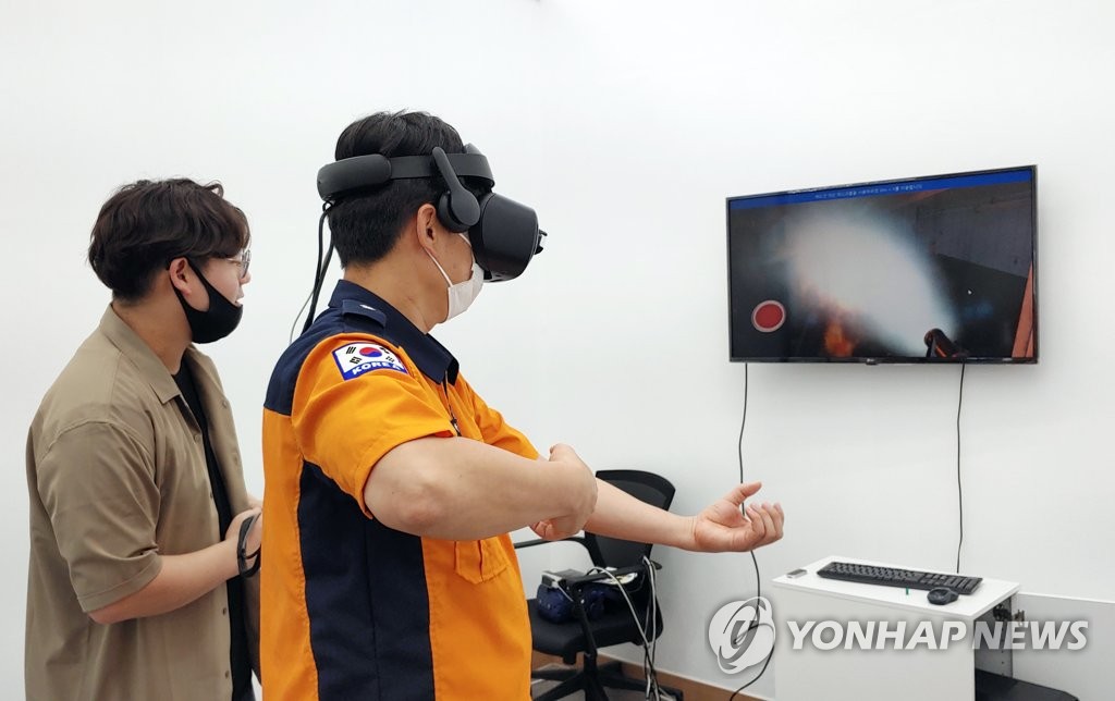 VR training to fight ship fire VR training to fight ship fire