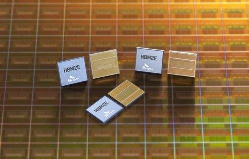 This photo provided by SK hynix Inc. on July 2, 2020, shows the company's high-speed DRAM, HBM2E. (PHOTO NOT FOR SALE) (Yonhap)