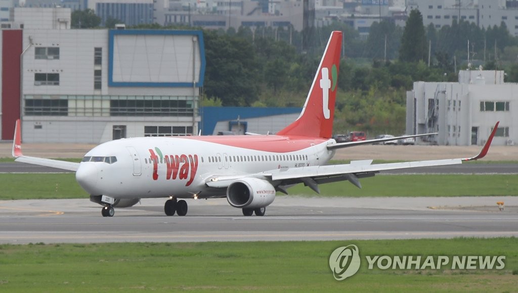 This photo taken on July 28, 2020, shows a T'way Air plane at Gimpo International Airport in western Seoul. (Yonhap)