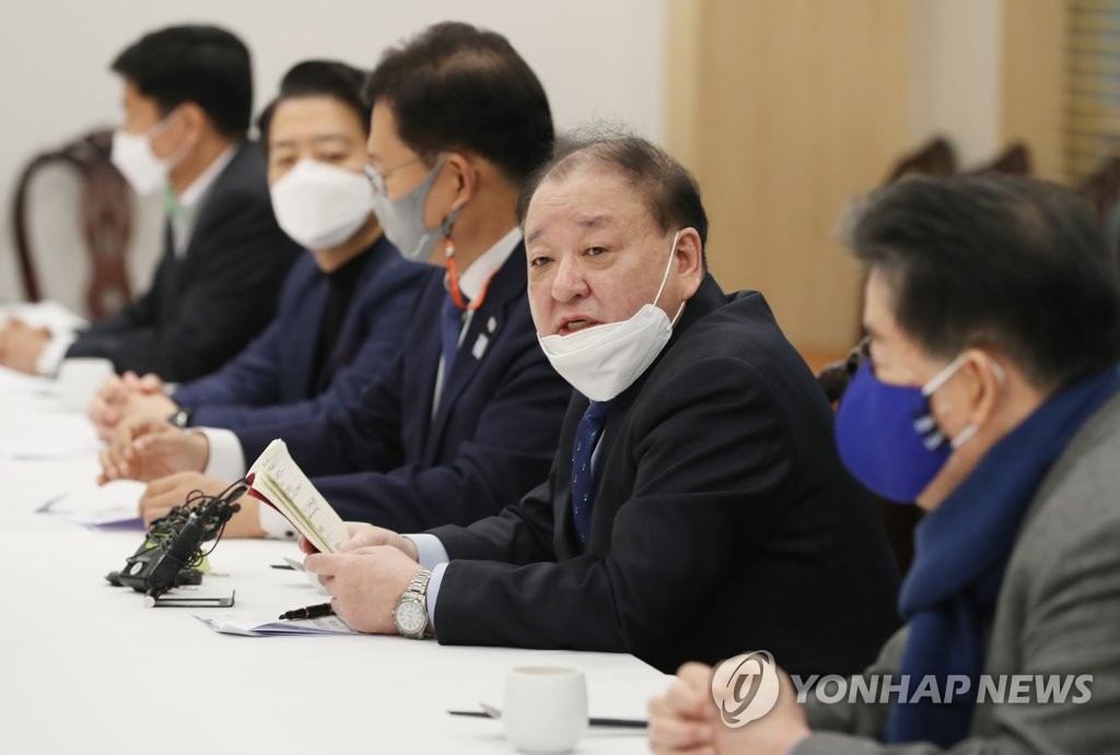 인사말하는 강창일 주일대사 내정자