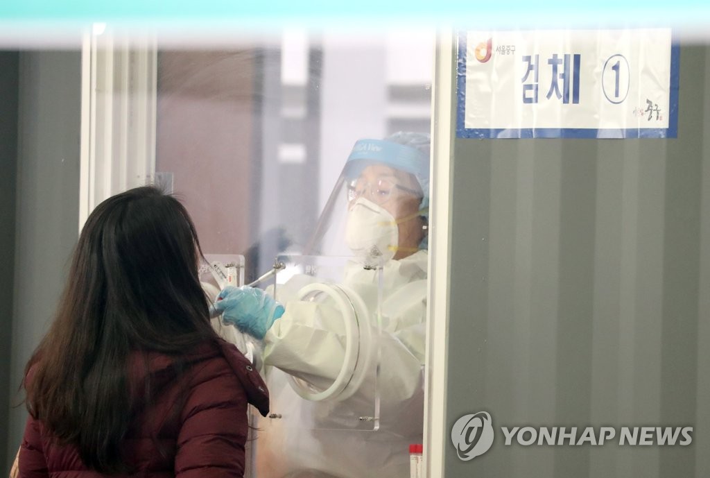 계속되는 코로나19 검사
