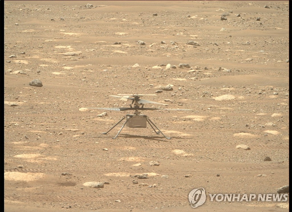 화성 첫 비행 앞두고 날개 펼친 우주헬기 인저뉴어티