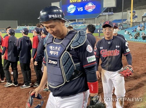포수가 된 이대호