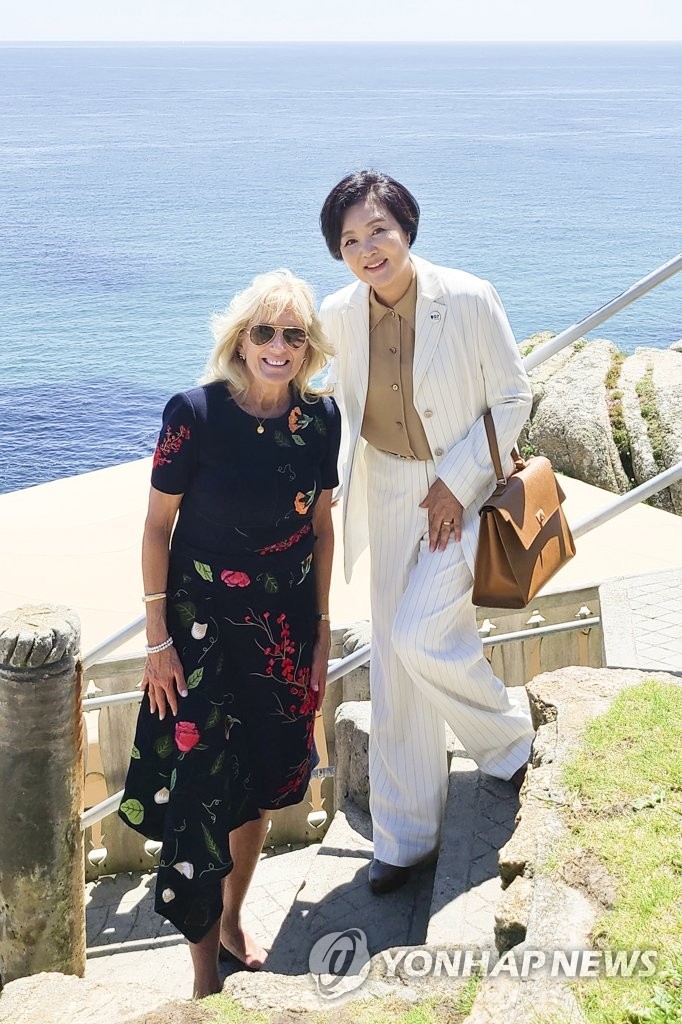 Las primeras damas de Corea del Sur y EE. UU. Las primeras damas de Corea del Sur y EE. UU.