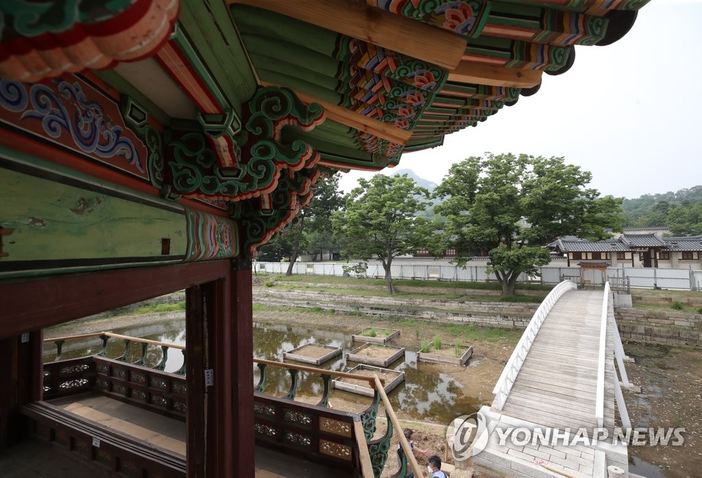 4년간 해체·보수 이뤄진 경복궁 향원정