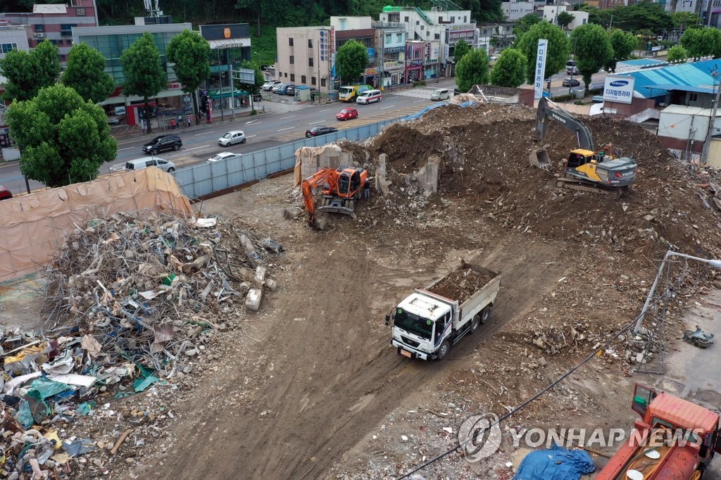 광주 학동 4구역 재개발 사업지의 철거건물 붕괴참사 현장