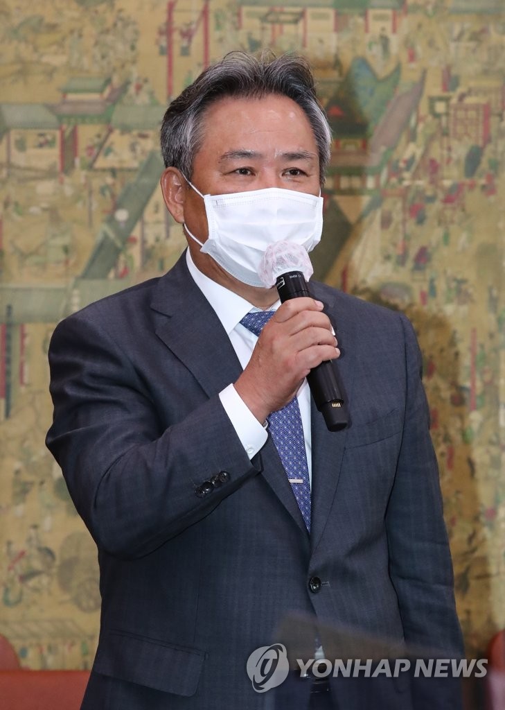Olympic body's chief at parliamentary session Olympic body's chief at parliamentary session