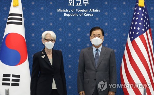 셔먼 미 국무부 부장관, 정의용 외교부 장관 예방